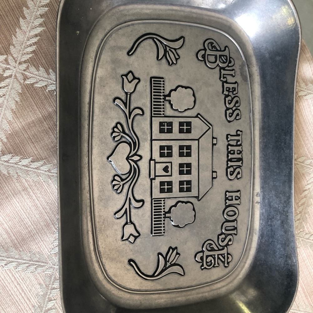 NWOT Wilton Armetale Bless This House Bread Tray